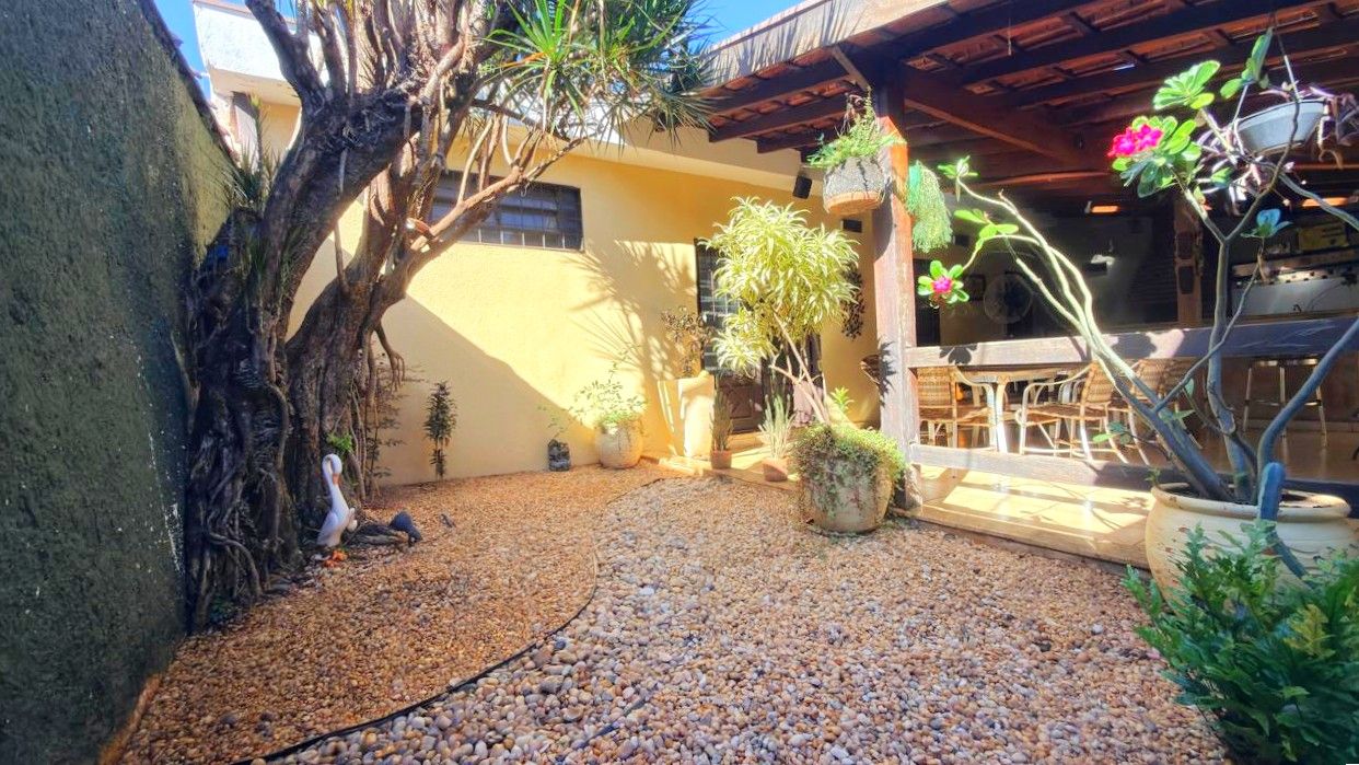 Casa térrea no Jardim Novo Mundo, Ribeirão Preto com 363 m²